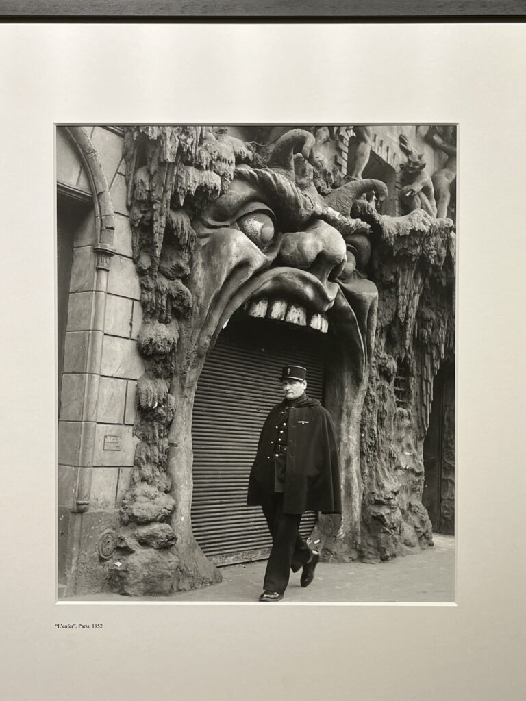 地獄、パリ、1952年